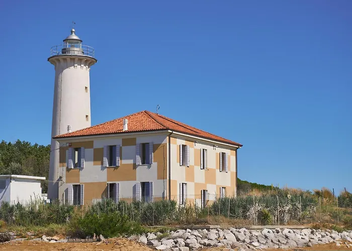 Lovely Flat Close To The Beach-beahost Бибионе