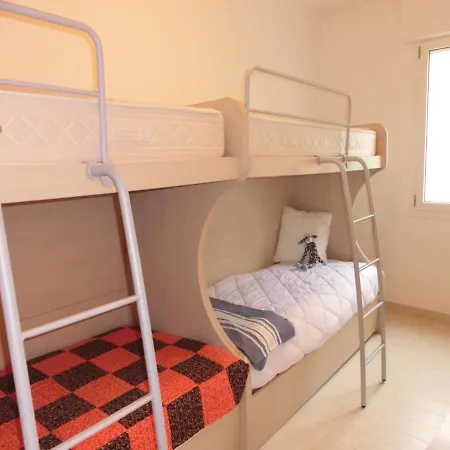 Lovely Flat Close To The Beach-beahost Διαμέρισμα *