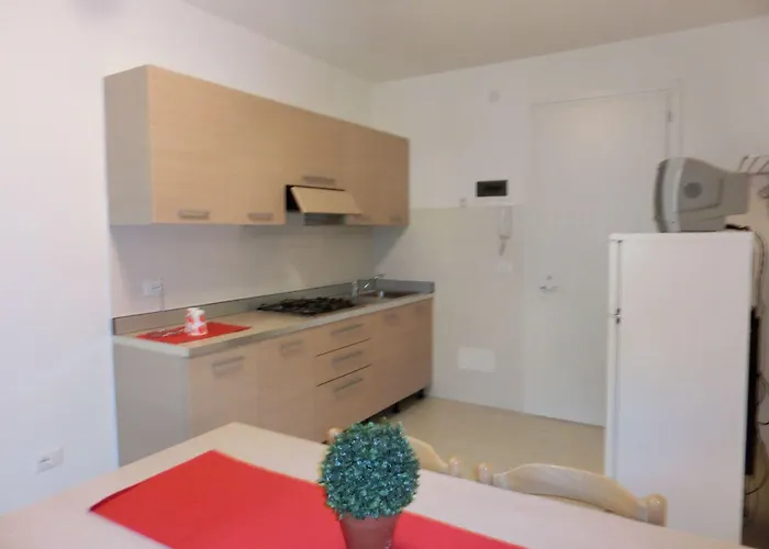 Apartment Lovely Flat Close To The Beach-beahost *