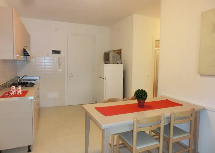 Lovely Flat Close To The Beach-beahost Apartment *